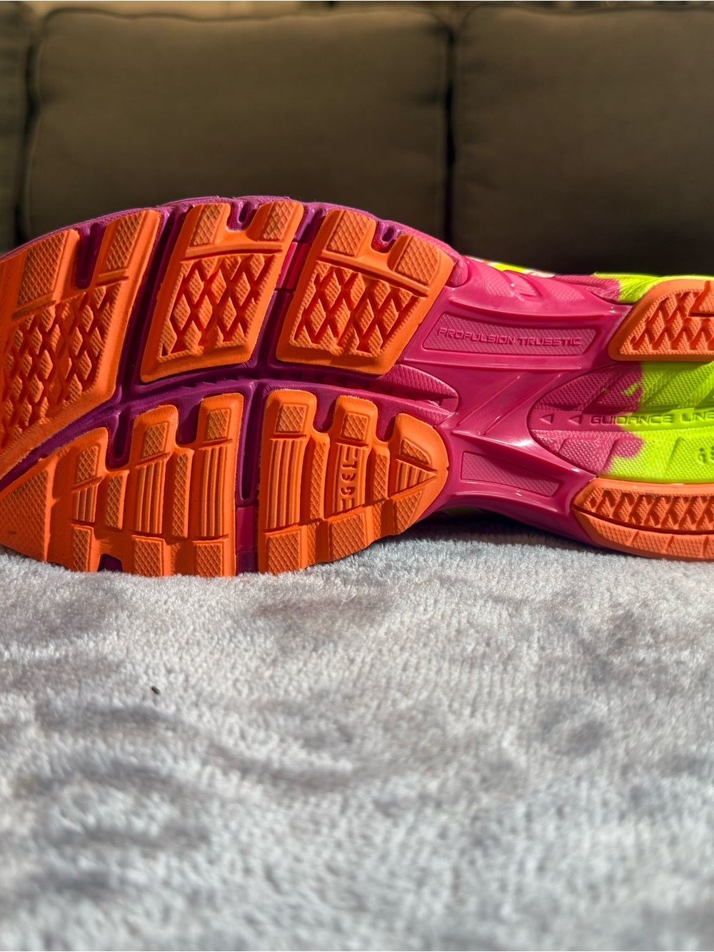 Asics Women’s Sneakers in Pink, Yellow & White - Picture 7 of 8